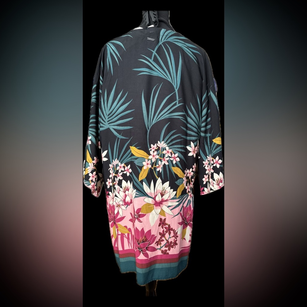 Billabong Tropical Floral Kimono - Picture 5 of 6